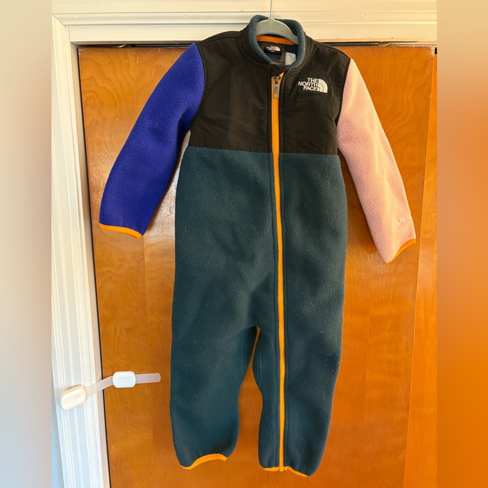 The North Face Kids Multicolor Fleece Suit